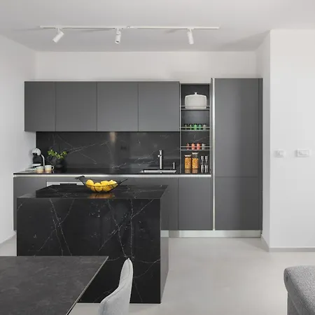 Themis - Premium Collection Sveti Petar u Sumi